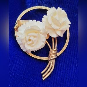 Vintage Signed 12kt Gold Filled Celluloid Flower Circle Pin G*A*C Brooch